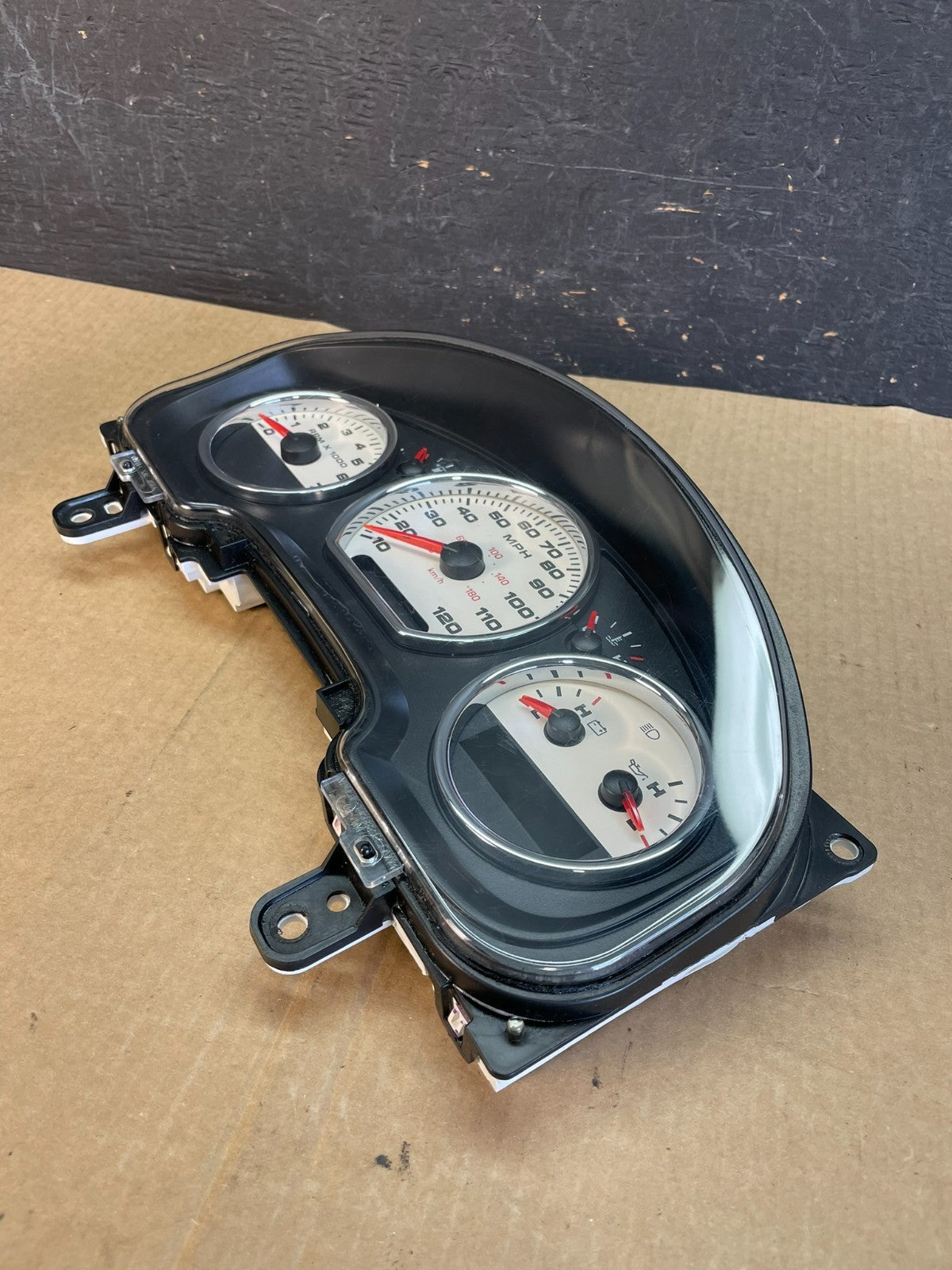 2004 - 2005 Ford F150 F-150 Lariat Speedometer Cluster Gauge af3593 DG2