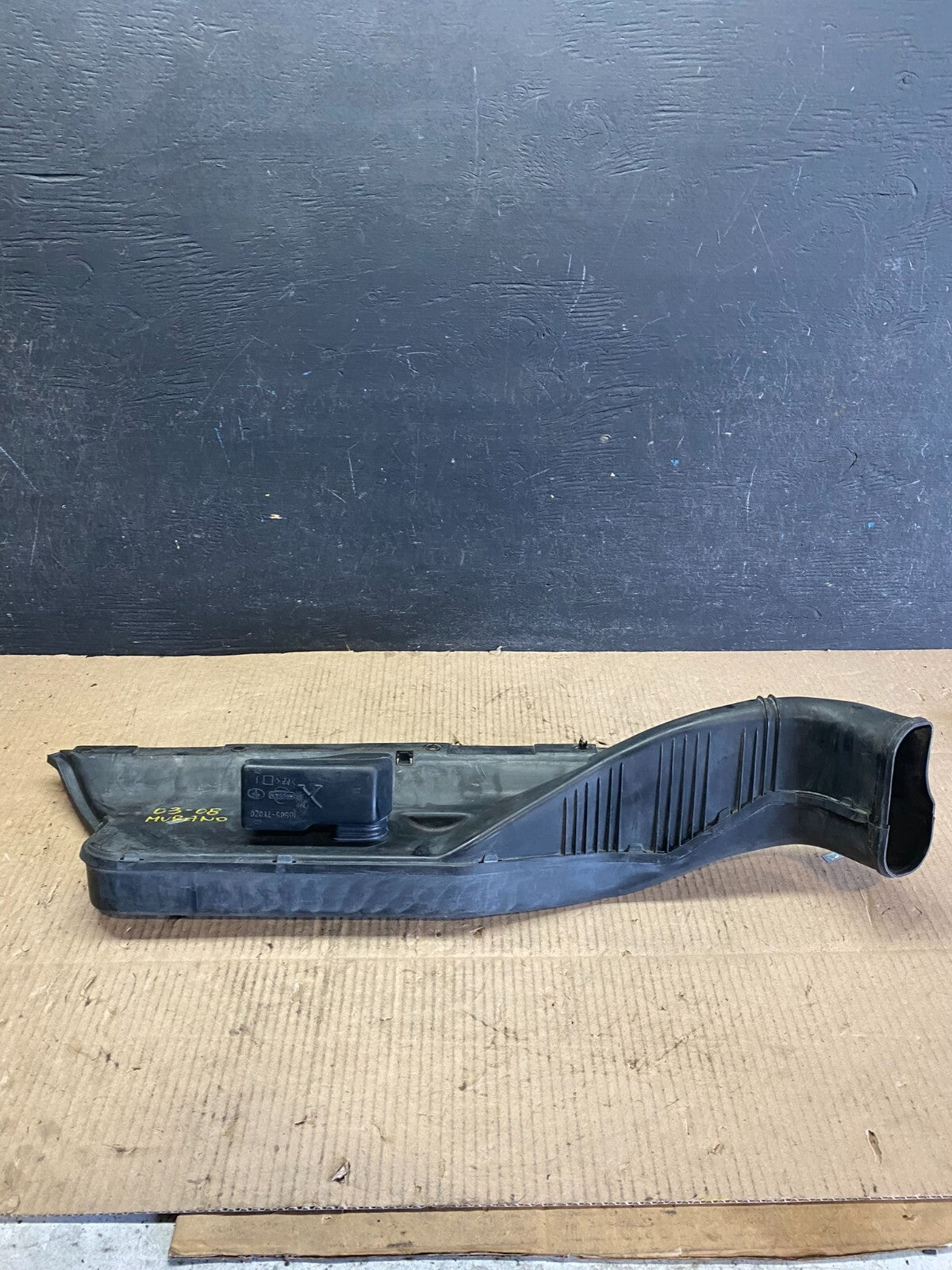 2003 to 2008 Nissan Murano Air Intake Cleaner Duct i3400 DG1 OEM4