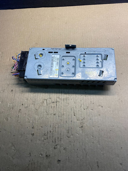 2004 to 2011 Bmw 3 5 6  Harman Becker Stereo Audio Amplifier Amp Oem AC0761 DG1