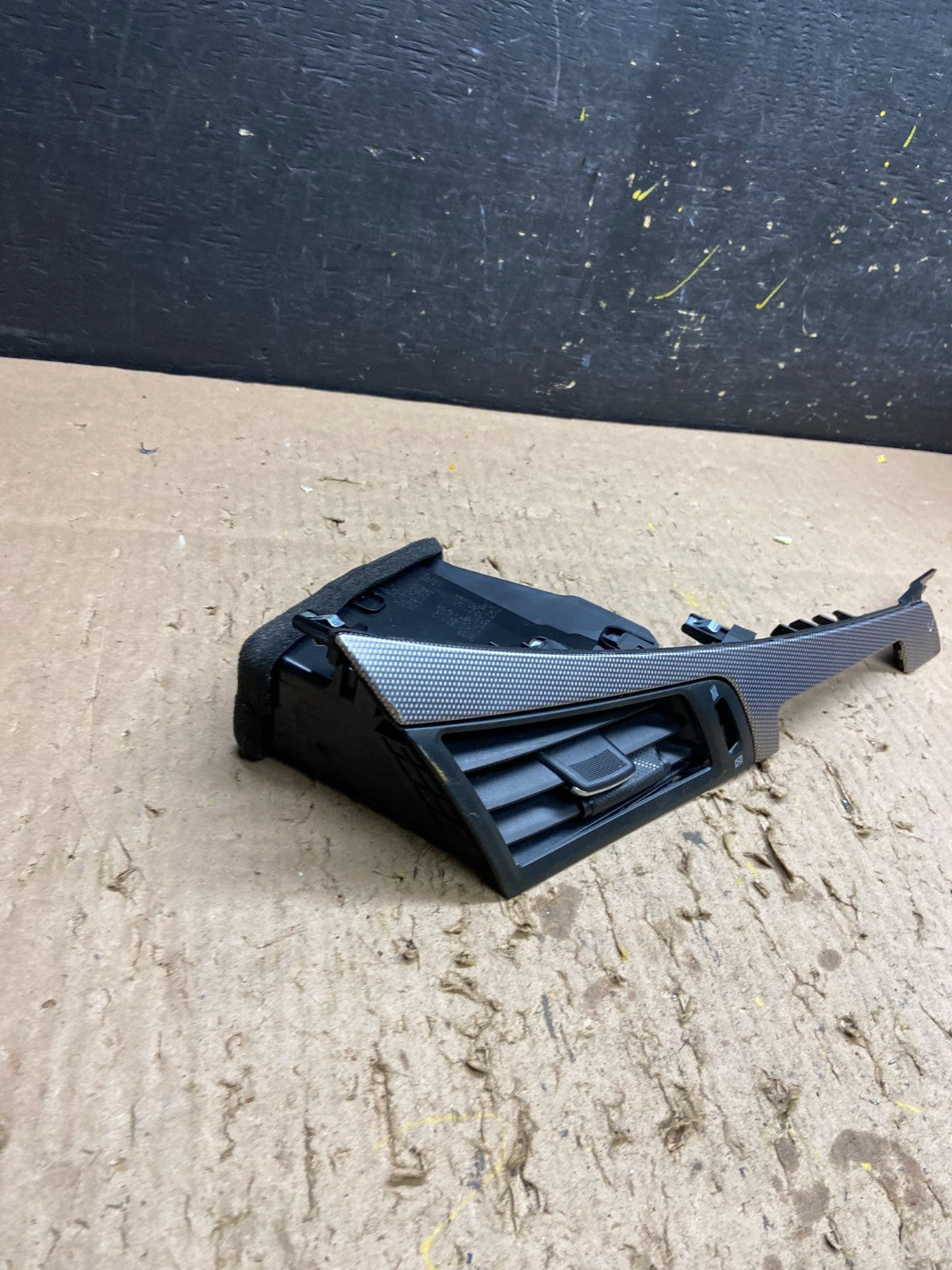 2014-2018 Infiniti Q50 Right Passenger Center Dash Air AC A/C Vent Oem T8326 DG1