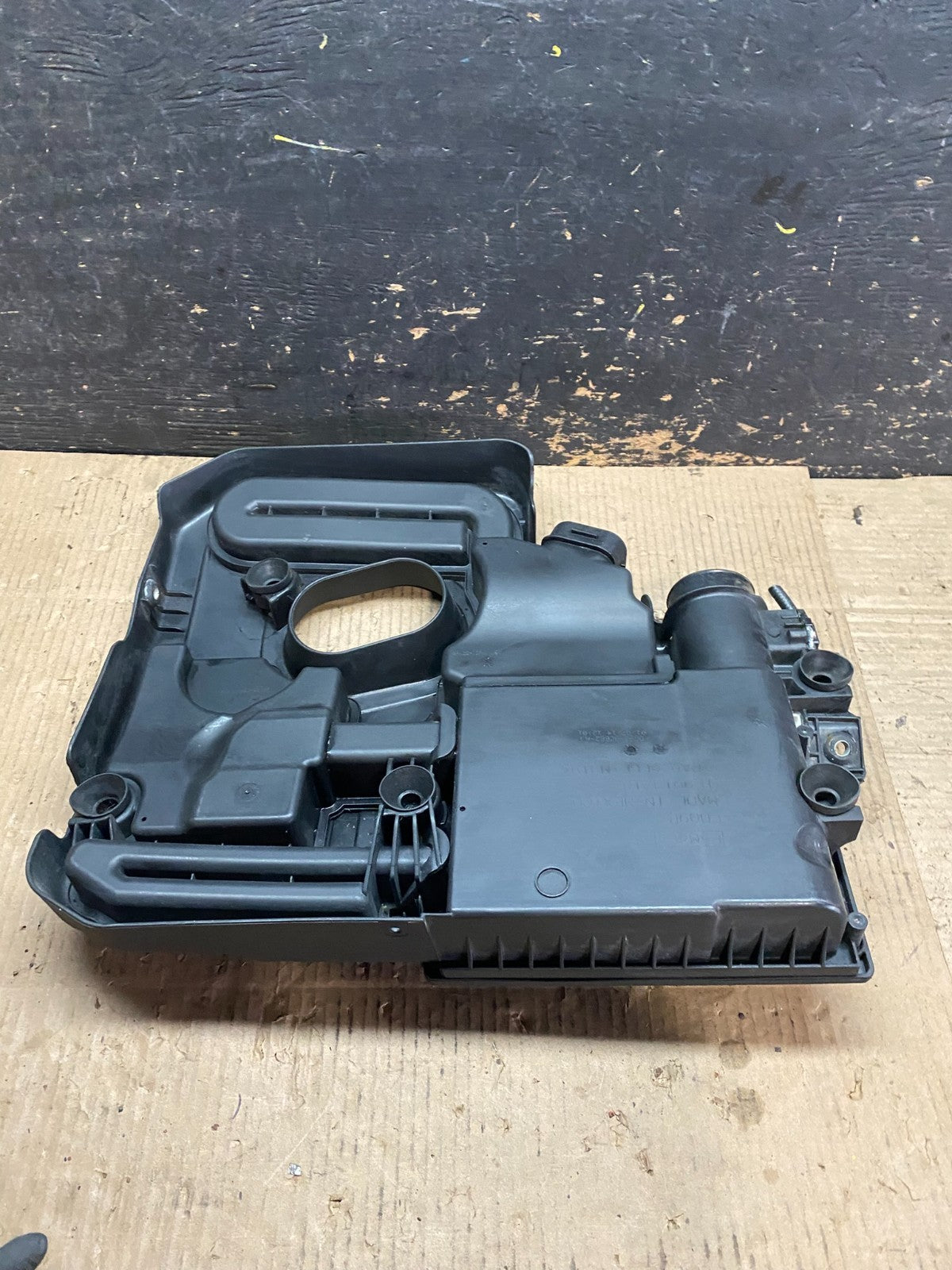 2013 to 2020 Ford Fusion Engine Motor Cover Shield  Black w6035 DG4