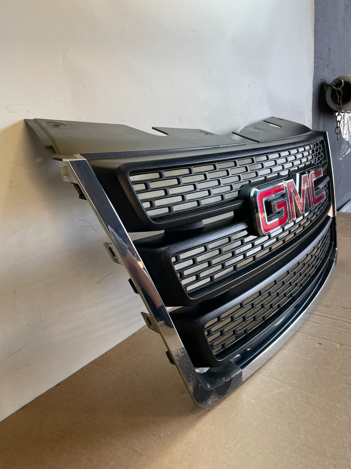 2010 to 2015 Gmc Terrain Front Upper Grill Grille AG7597 DG2