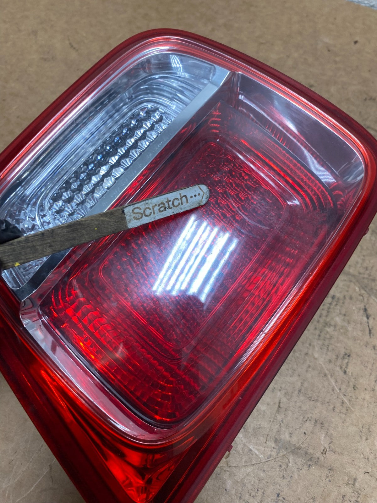 2013-2016 Chevrolet Malibu Right Passenger Rh Inner Tail Light Oem S5569 PS3