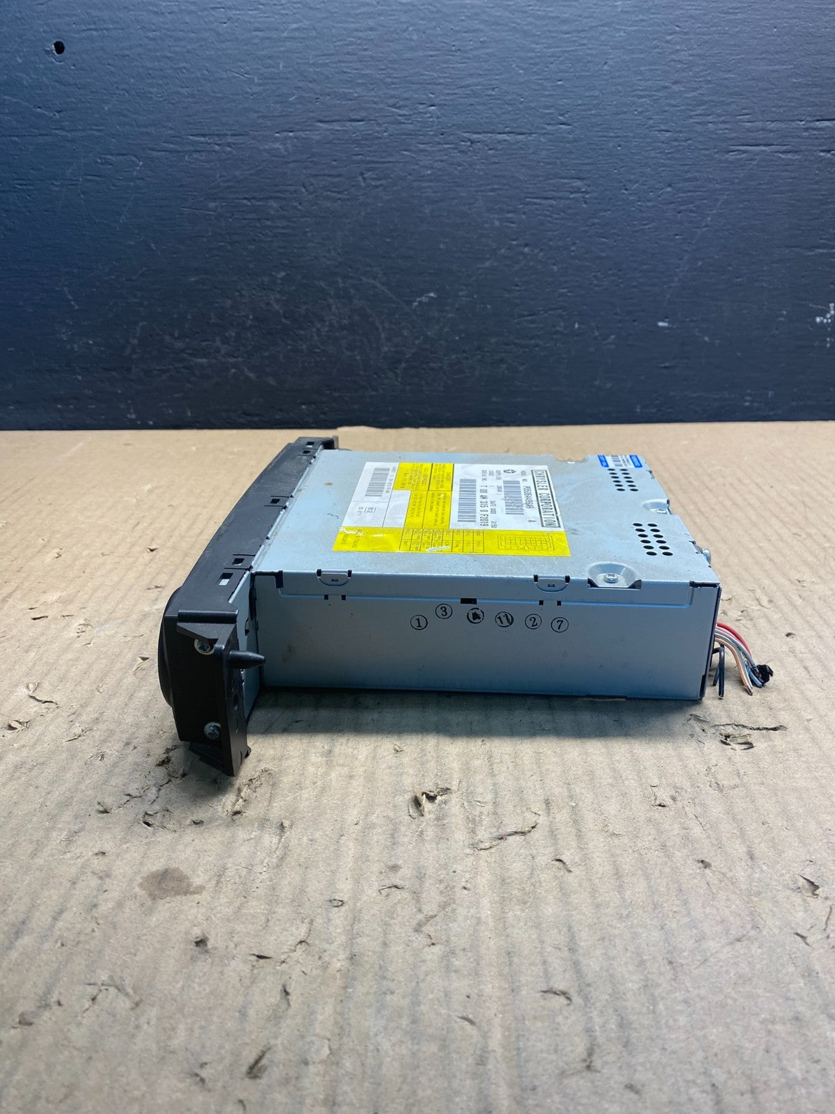 2009 2010 2011 Volkswagen Routan Video DVD Player AC2422 DG1
