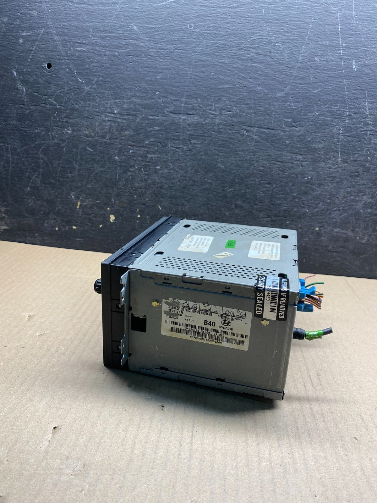 2001 to 2006 Hyundai Santa Fe AM/FM Radio CD Player AI0368 DG1