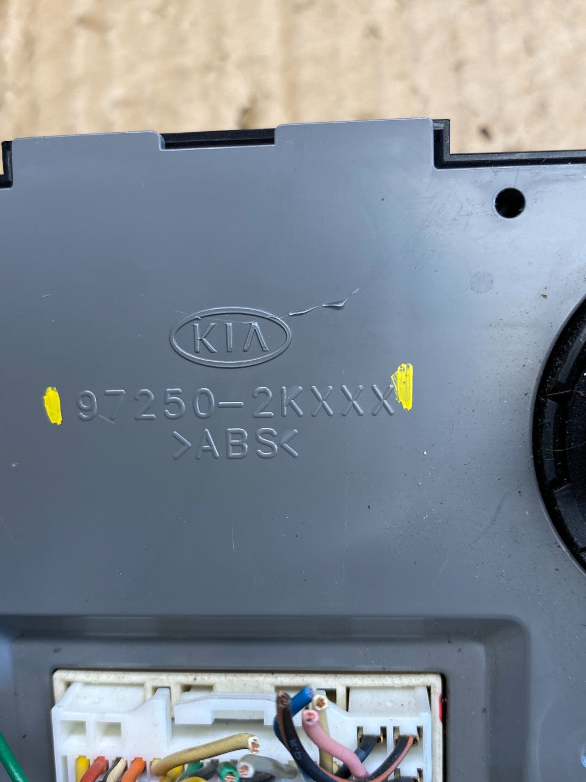 2012 to 2013 Kia Soul AC Heat Climate Control Switch Trim Bezel Black ac9561 DG4
