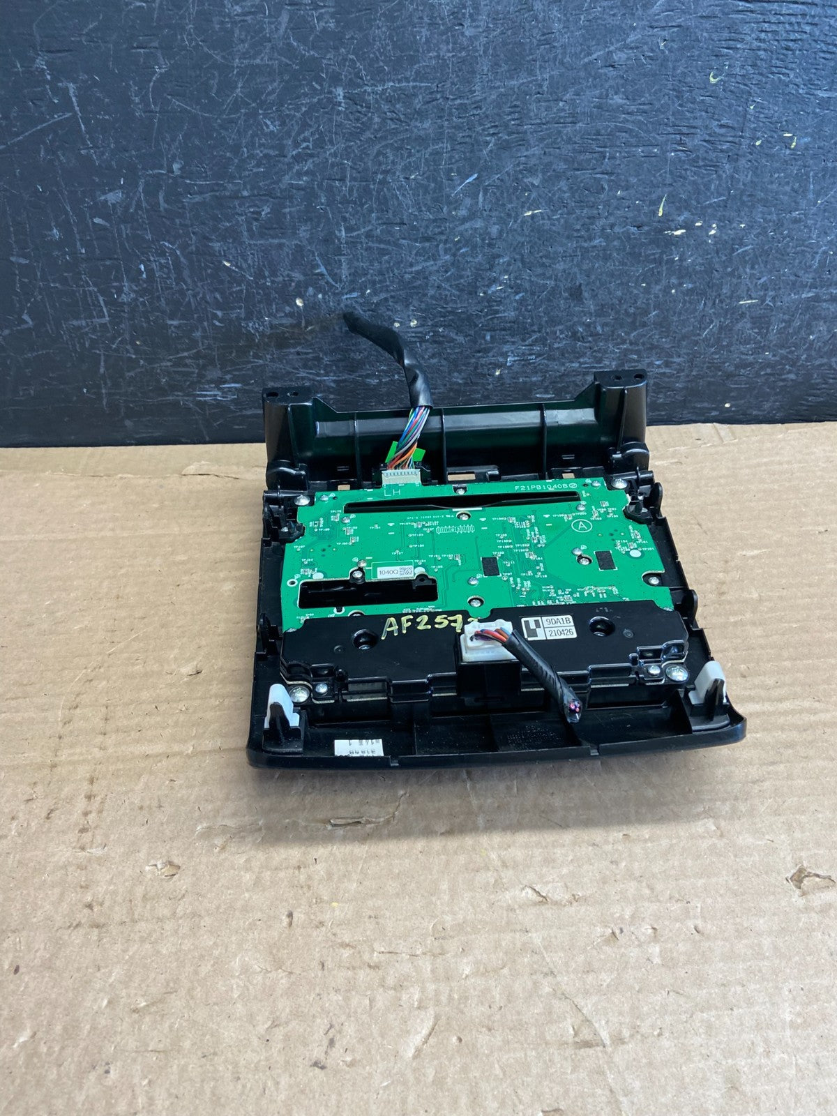 2012 2013 2014 Nissan Maxima Radio Audio Panel Control Bezel Trim af2573 DG4