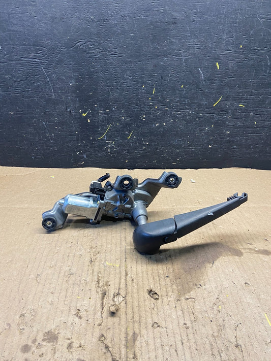 2008 to 2014 Scion xD Rear Wiper Motor OEM t4286 DG0