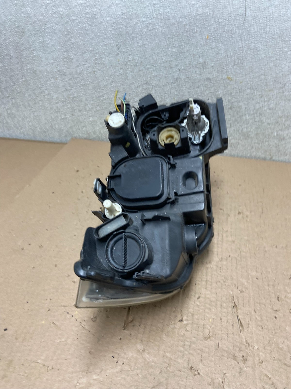 2009-2011 Bmw 3 Series 328i 4/D Sedan Left Driver Headlight Halogen AB2532 DW7