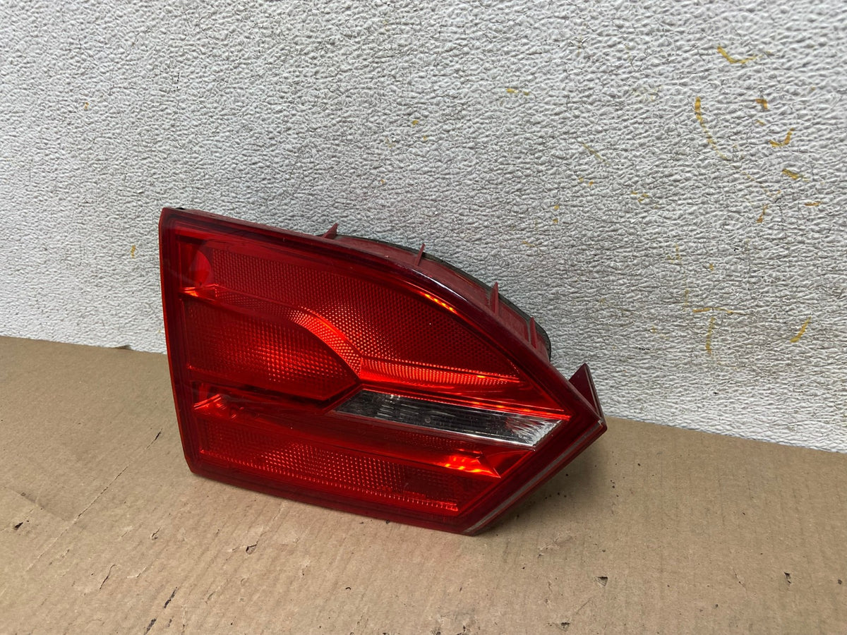 2011-2014 Volkswagen Jetta Left Driver LH Inner Trunk Tail Light AH5865 LK2