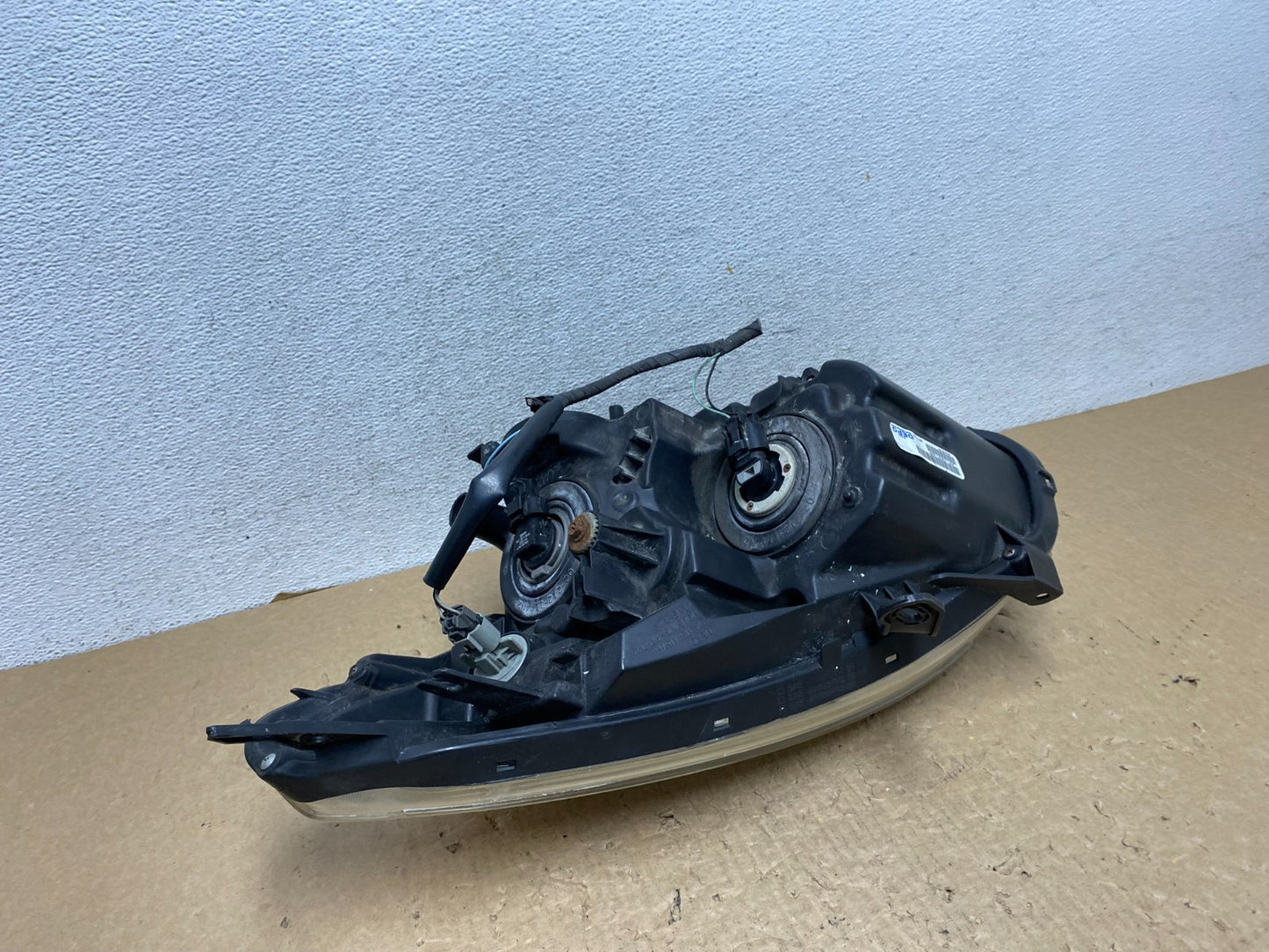 2009-2013 Nissan Rogue Right Passenger Halogen Headlight DEPO AF8095 DW5