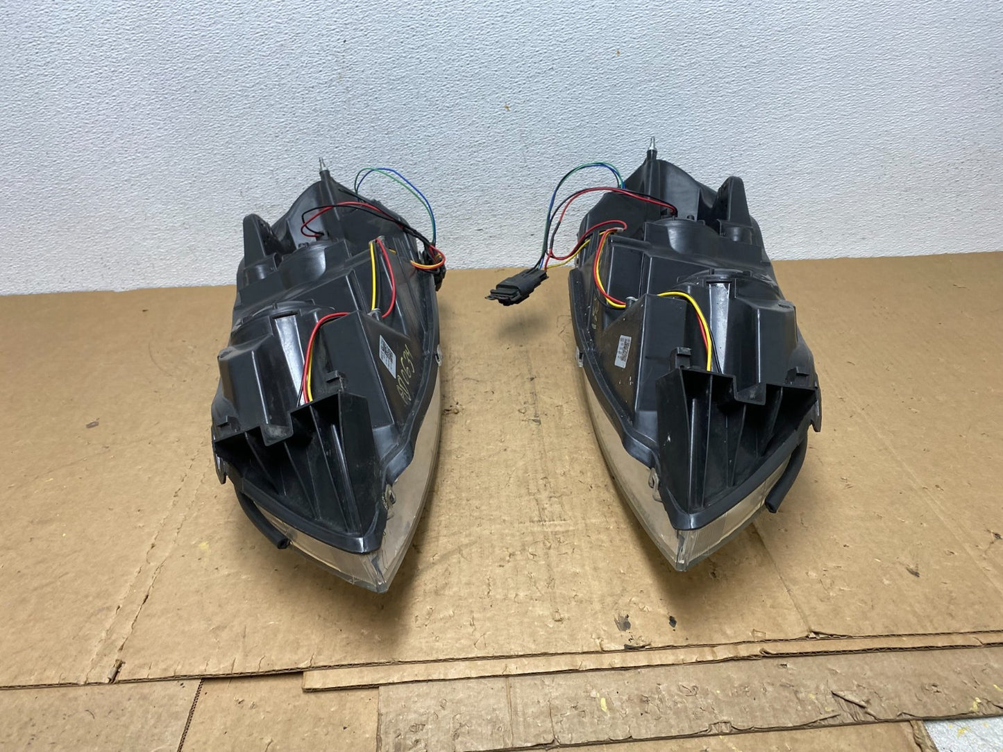 2006 - 2013 Chevrolet Impala Left+Right Set Headlights Halogen AD0634 DW10