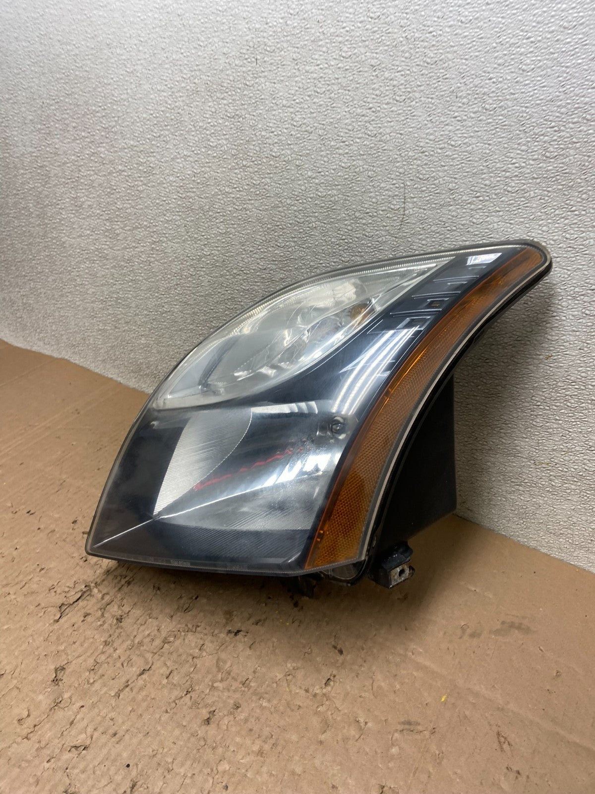 2010 - 2012 Nissan Sentra Halogen Left Driver LH Side Black Headlight Y0424 GD1
