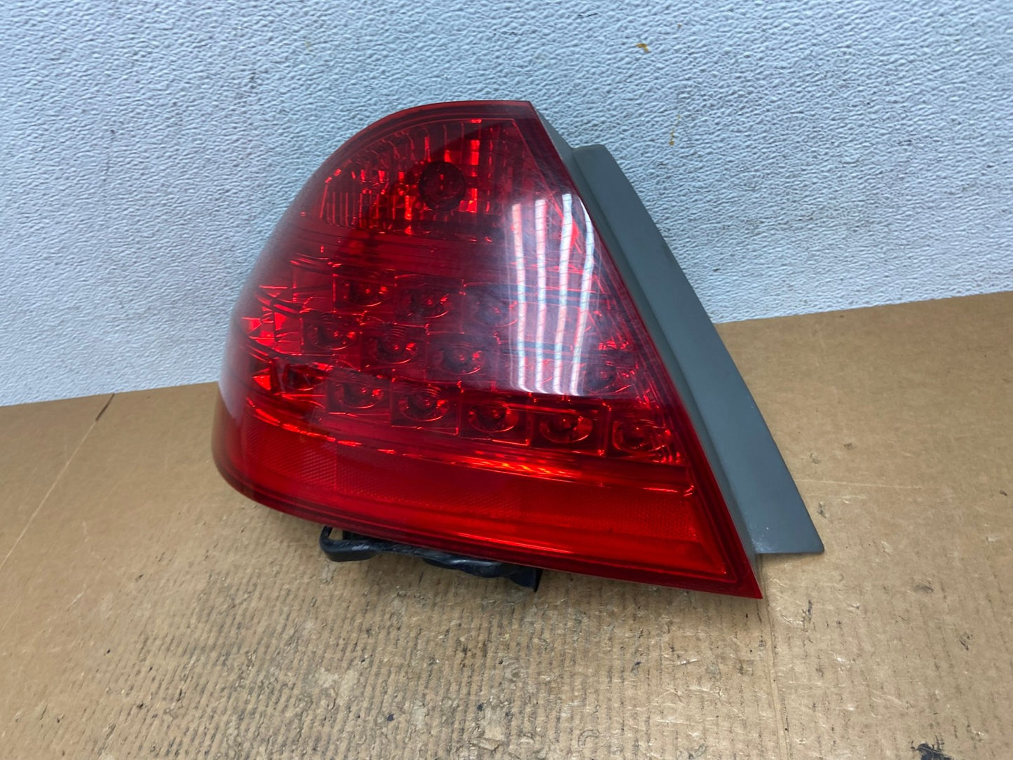 2006 - 2007 Honda Accord Left Driver Lh Side Tail light AE2762 LK1