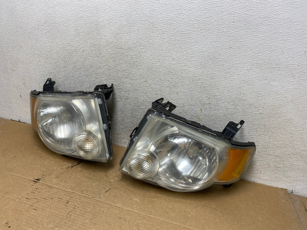 2008 to 2012 Ford Escape Headlights Left+Right Side Set Halogen AH8021 LK2