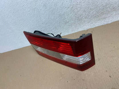 2000 2001 Lexus ES300 Inner Left Driver LH Side Tail Light AG6839 LK1