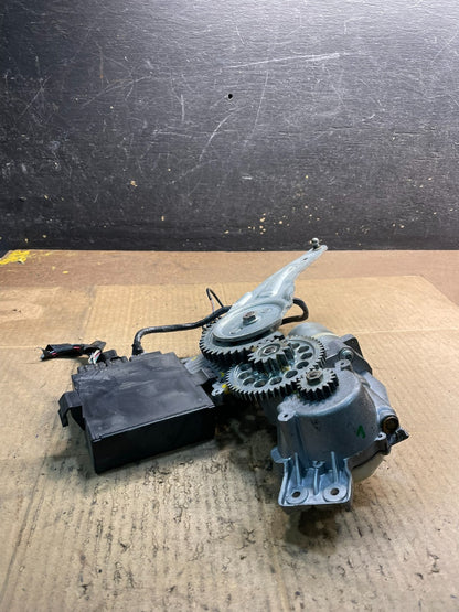 GMC Acadia Yukon Tahoe  Rear Trunk Liftgate Power Motor Actuator OEM y7386 DG4