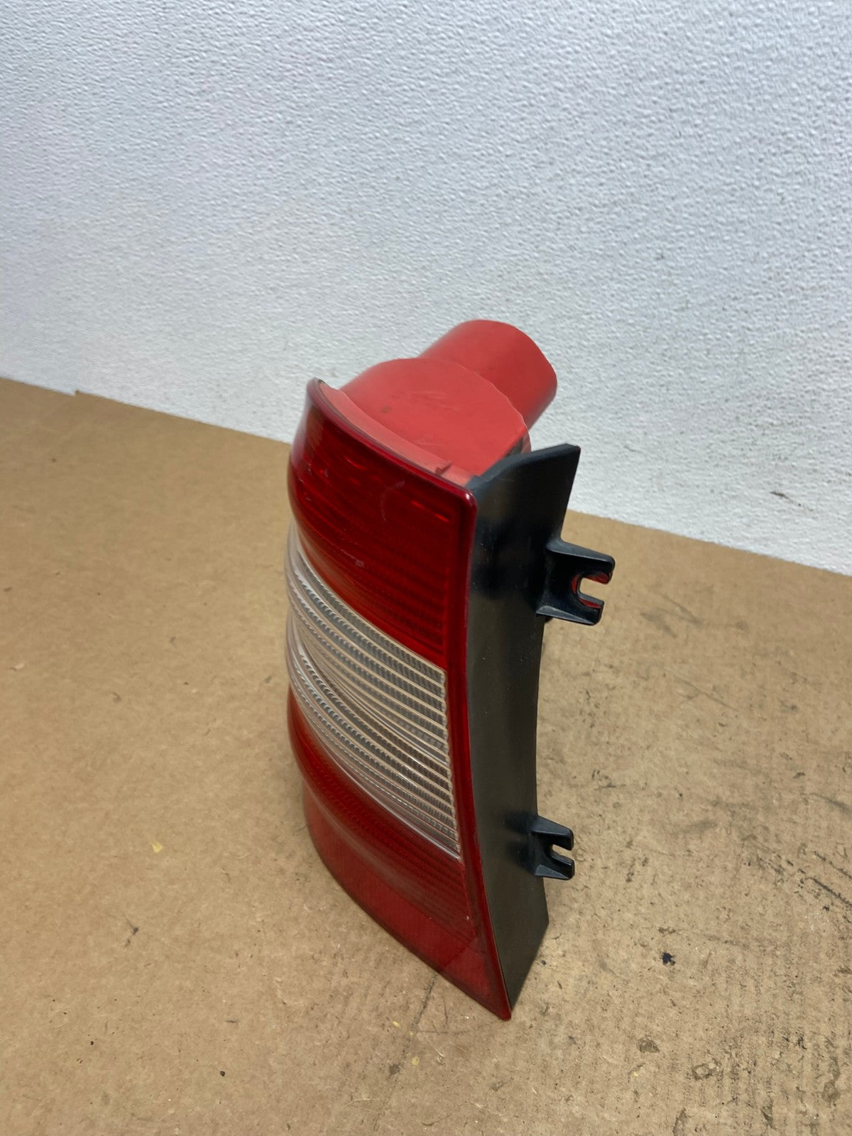 2002-2005 Mercedes ML350 ML-Class Left Driver Lh Side Tail Light OEM AC3588 LK1