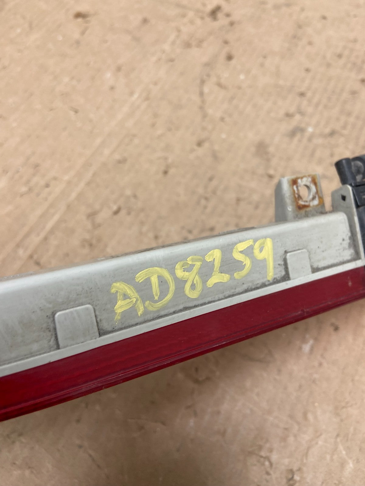 2007 to 2010 Bmw X5 E70 Rear 3RD Brake Tail Light AD8259 DG6