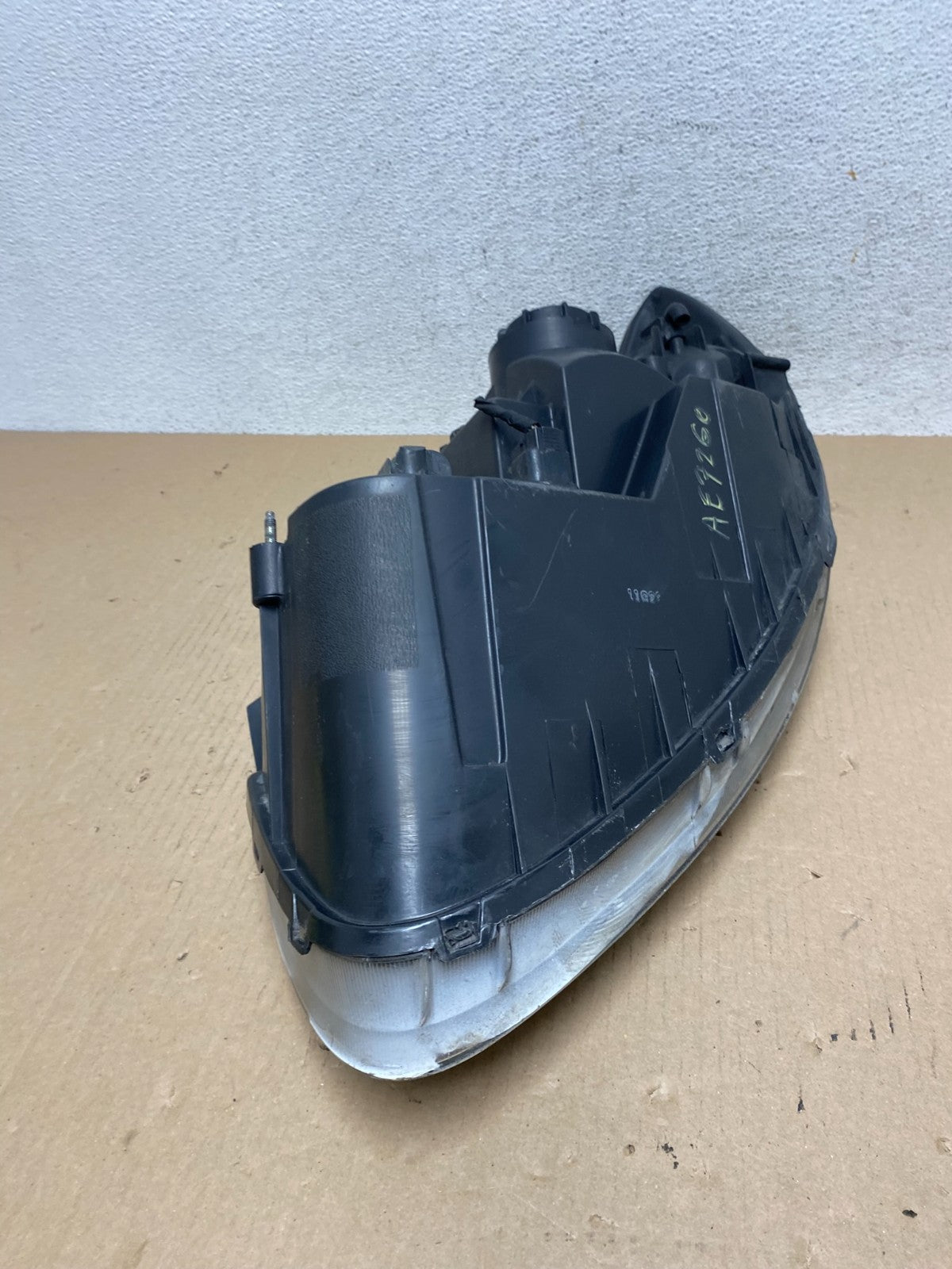2007 2008 2009 Hyundai Santa Fe Right Passenger Halogen Headlight AE7260 DW8