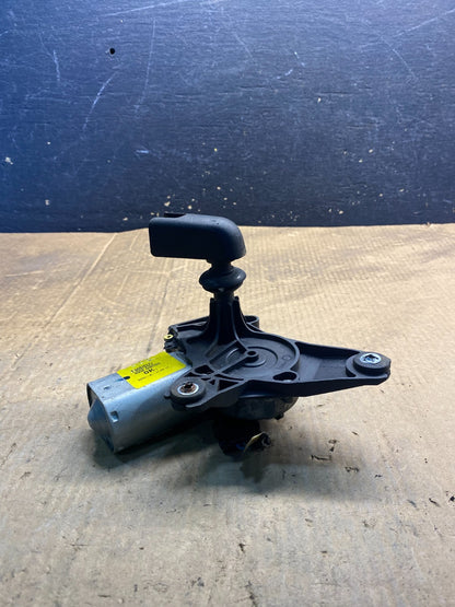 2013 to 2020 Buick Encore Windshield Rear Wiper Motor aa3109 DG2