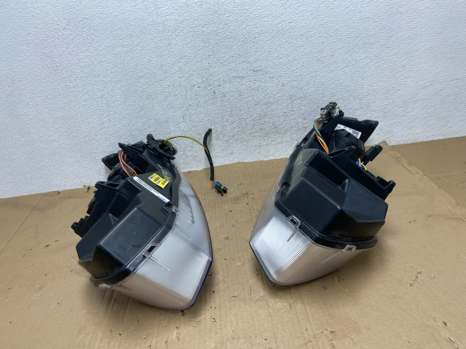 2003 to 2007 Saturn Ion Halogen Headlights Left+Right Side AE9219 DW4
