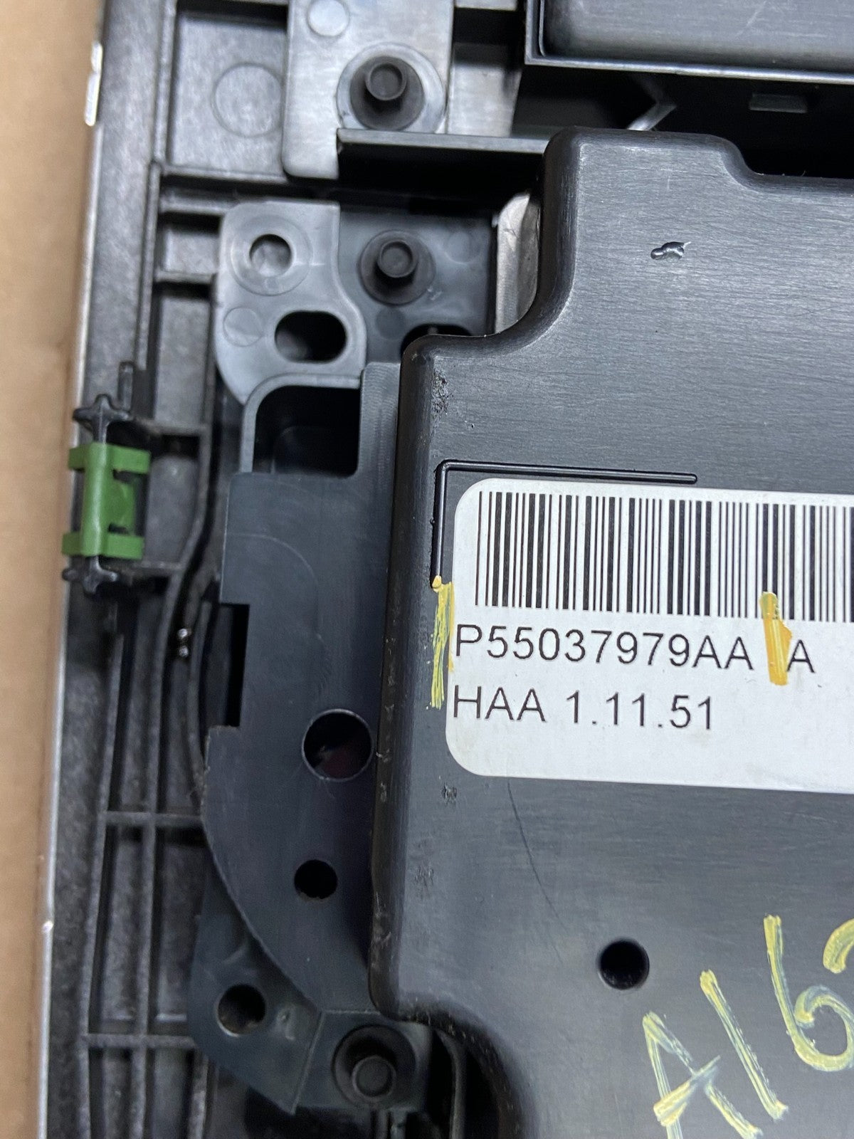 2008 2009 2010 Jeep Grand Cherokee A/C Climate Control Bezel AI6220 DG5