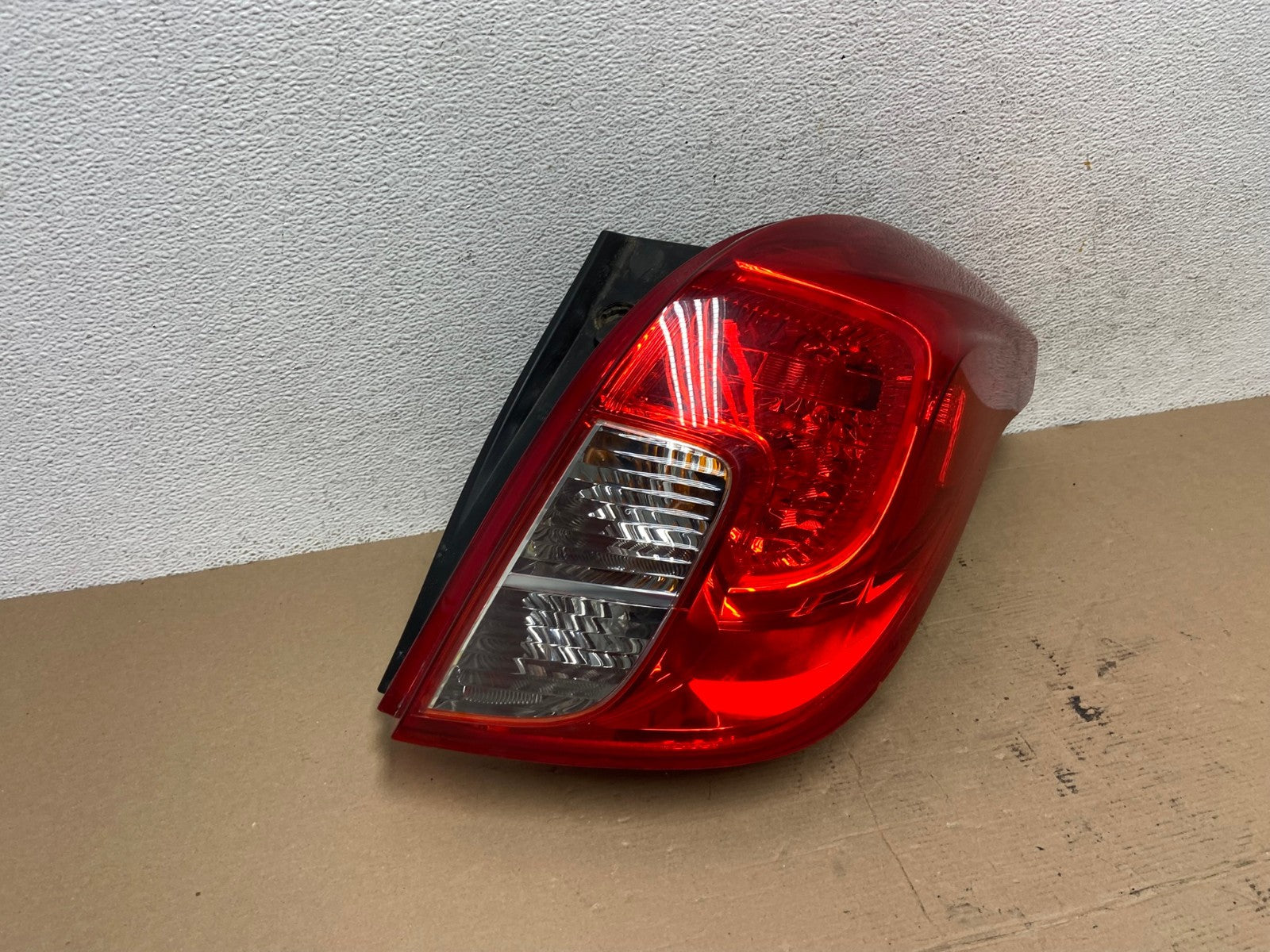 2013 to 2016 Buick Encore Right Passenger RH Side Tail Light AF4443 LK2