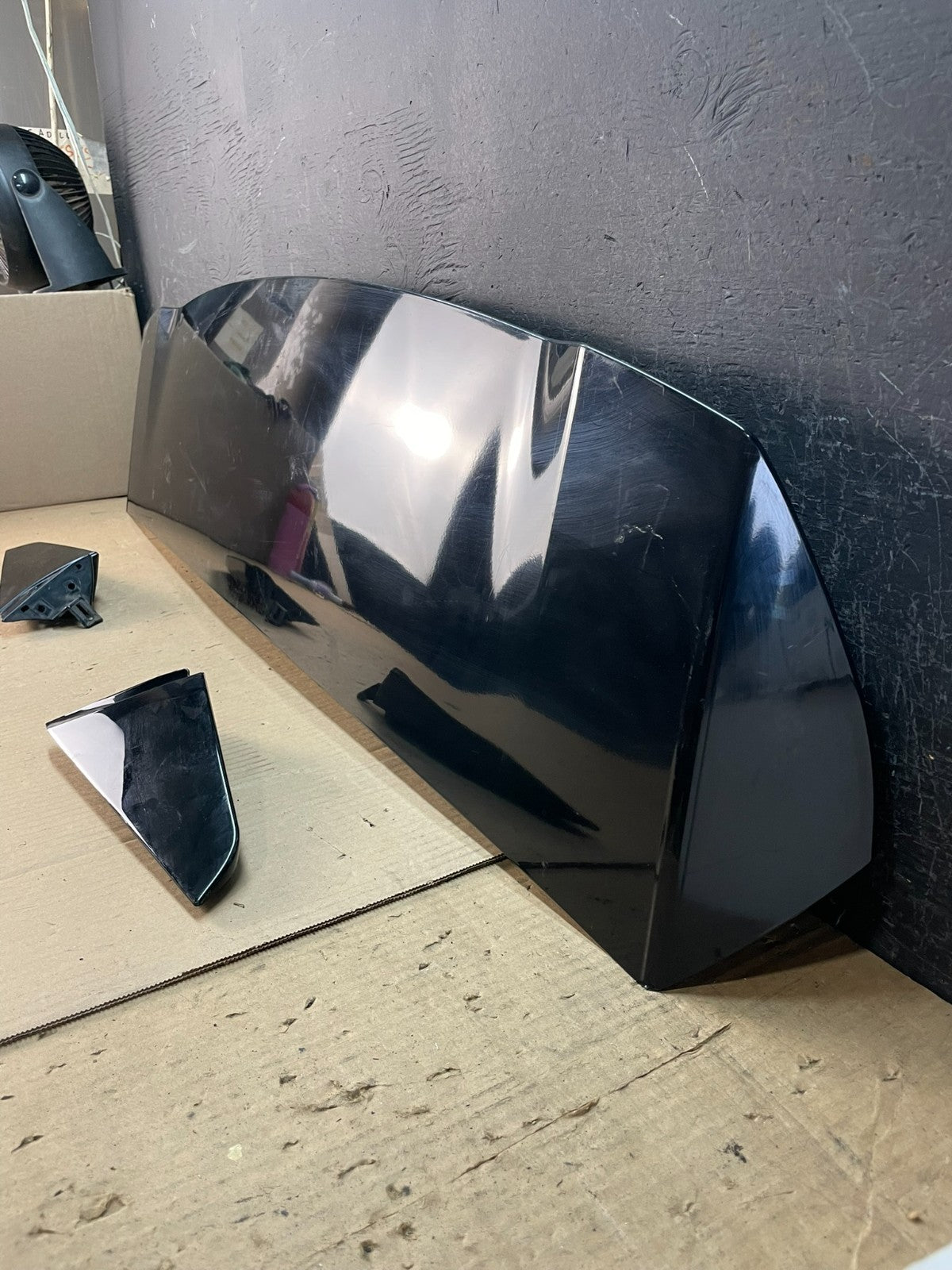 2020 to 2023 Ford Explorer Rear Liftgate Spoiler Wing AD5815 DG1
