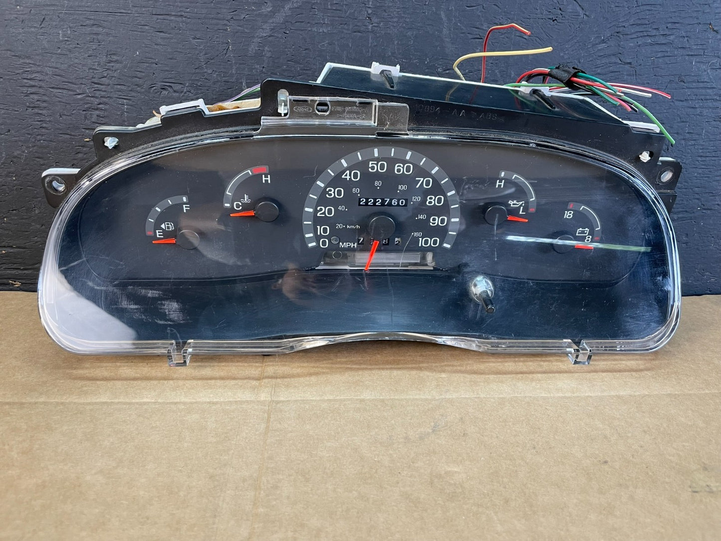 1999 to 2000 Ford E150 E250 E350 VAN Gauge Speedometer Cluster AC4953 DG0