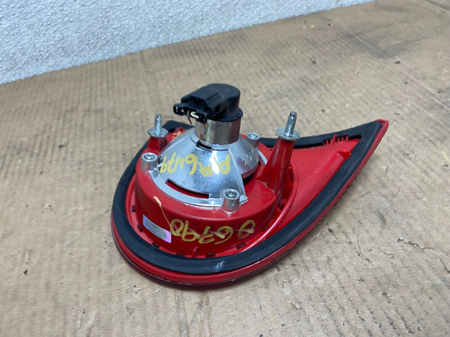2006-2009 Volkswagen Golf Right Passenger Rh Tail Light Inner Trunk AA6479 LK5