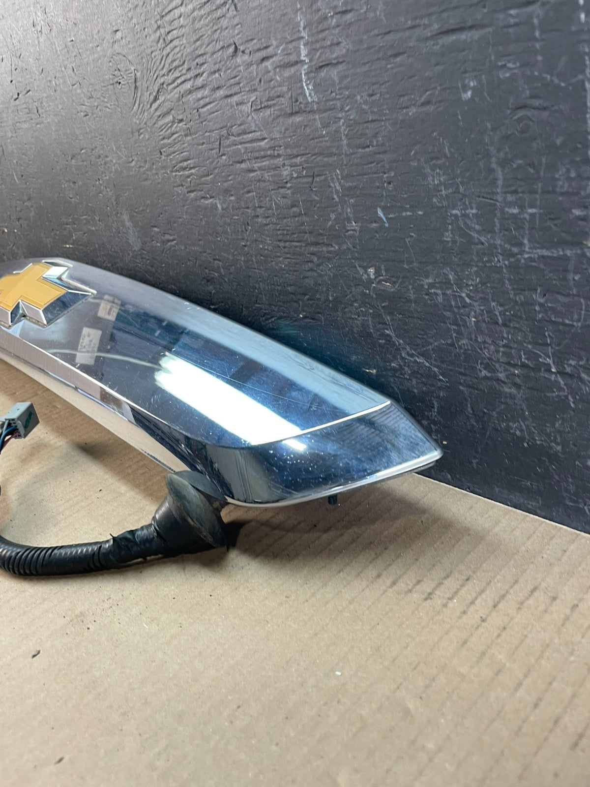 2013 to 2017 Chevrolet Traverse Liftgate Trunk Chrome Molding W/Camera AC19761