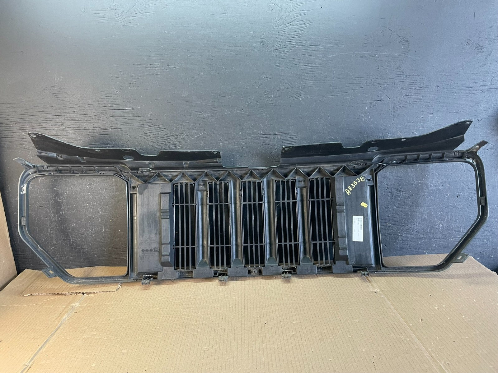 2008 to 2012 Jeep Liberty Front Upper Grill Grille Aftermarket AE3538 DG3