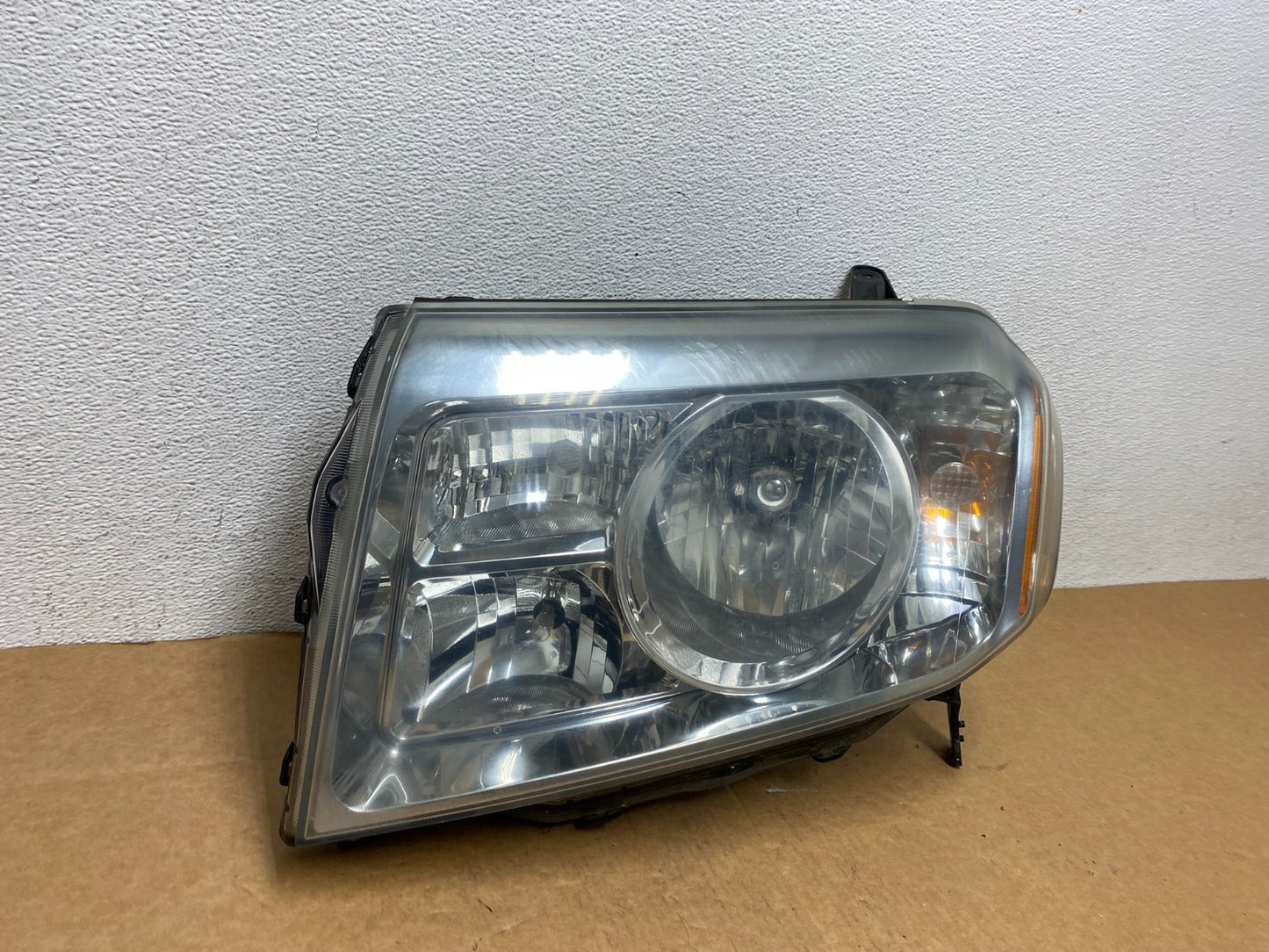 2009 2010 2011 Honda Pilot Left Driver LH Halogen Headlight AD4473 DW2