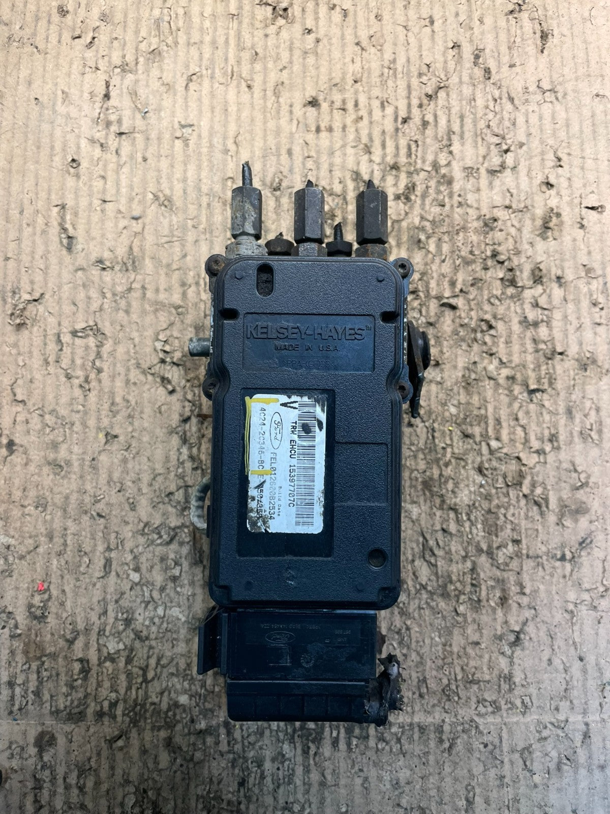2004 2007 Ford E250 E350 Econoline Anti-Lock ABS Antilock Brake Pump V6438 DG0