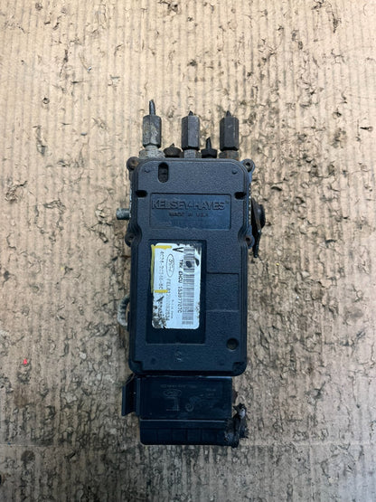 2004 2007 Ford E250 E350 Econoline Anti-Lock ABS Antilock Brake Pump V6438 DG0
