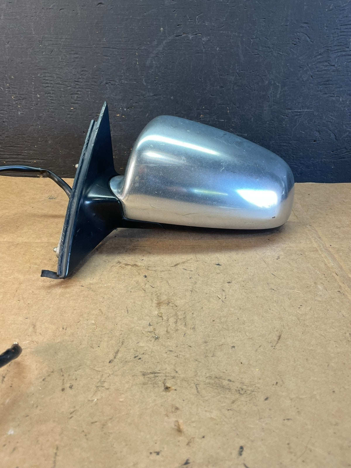 2004 to 2005 Audi S4 Left Driver LH Side View Door Mirror ae1047 DG0