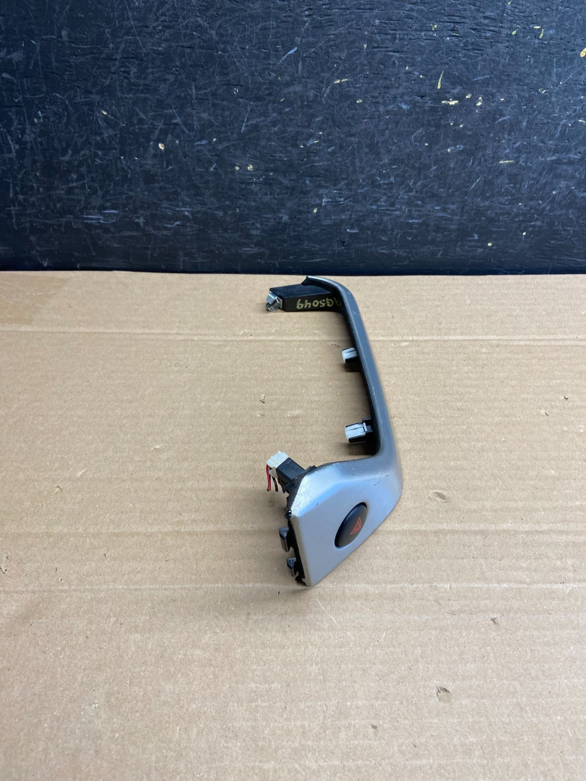 2009-2010 Nissan Murano Dash Trim Panel With Hazard Buttom Switch AG5049 DG1