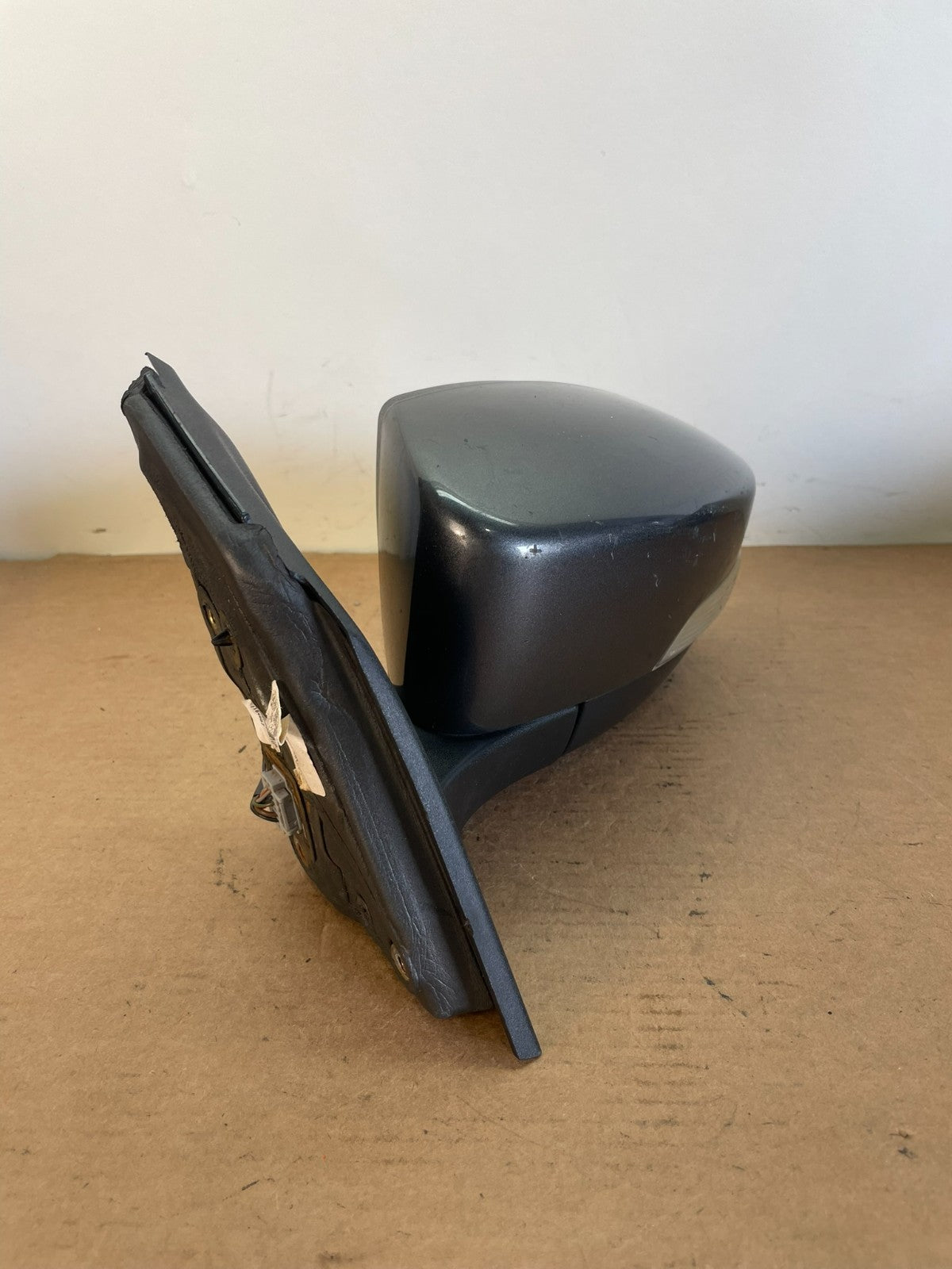 2015 to 2018 Ford Focus Left Driver View Door Turn Signal Mirror AG0671 DW1