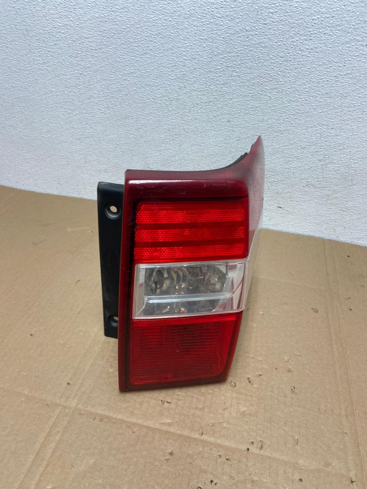 2007 - 2012 Ford Expedition Right Passenger Rh Side Tail light AC3783 LK2