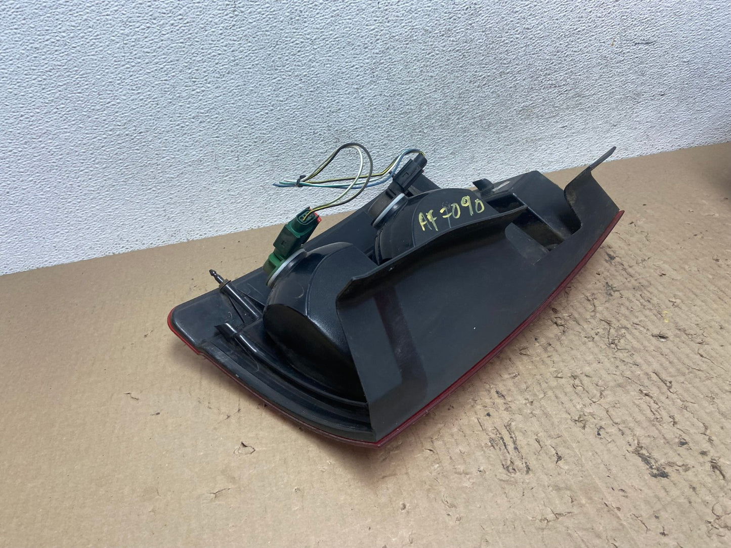 2008 to 2010 Dodge Grand Caravan Left Driver LH Side Tail Light AF7090 LK4