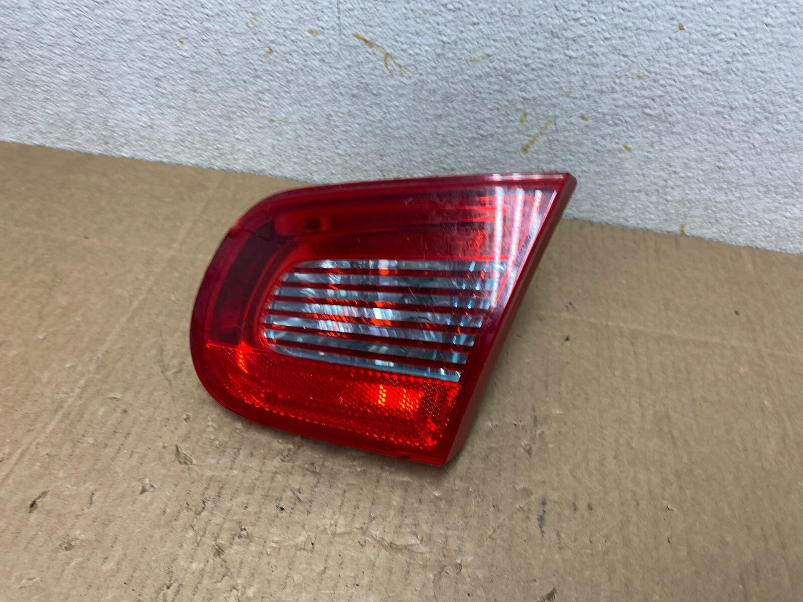 2007 2008 2009 2011 Volkswagen Eos Right Passenger Rh Tail Light inner OEM O74301
