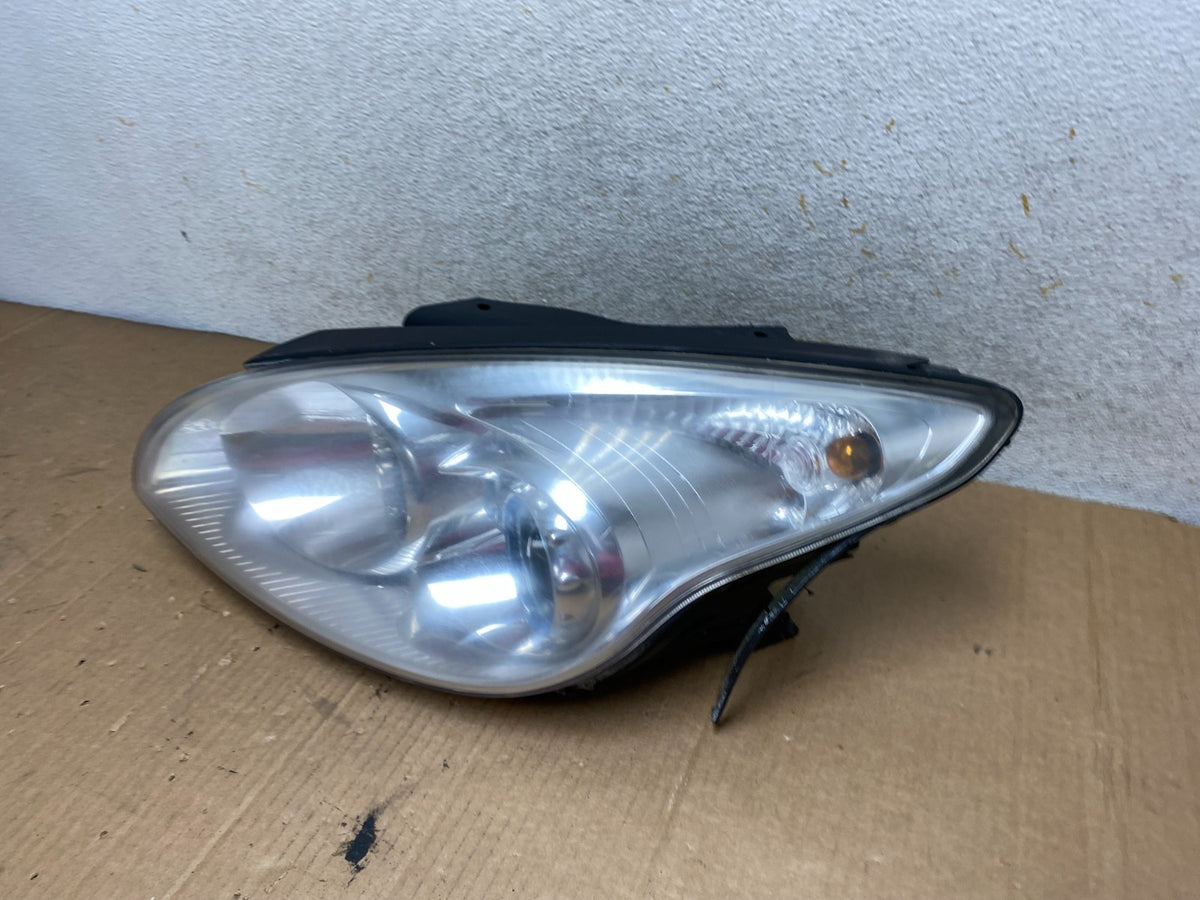 2010 to 2012 Hyundai Elantra Touring Left Driver Headlight Halogen AI8751 DW1
