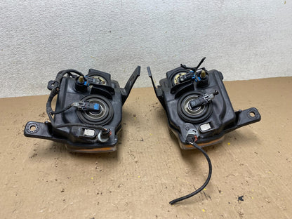 2011-2013 Jeep Grand Cherokee Left+Right Halogen Headlights R9993 DW10