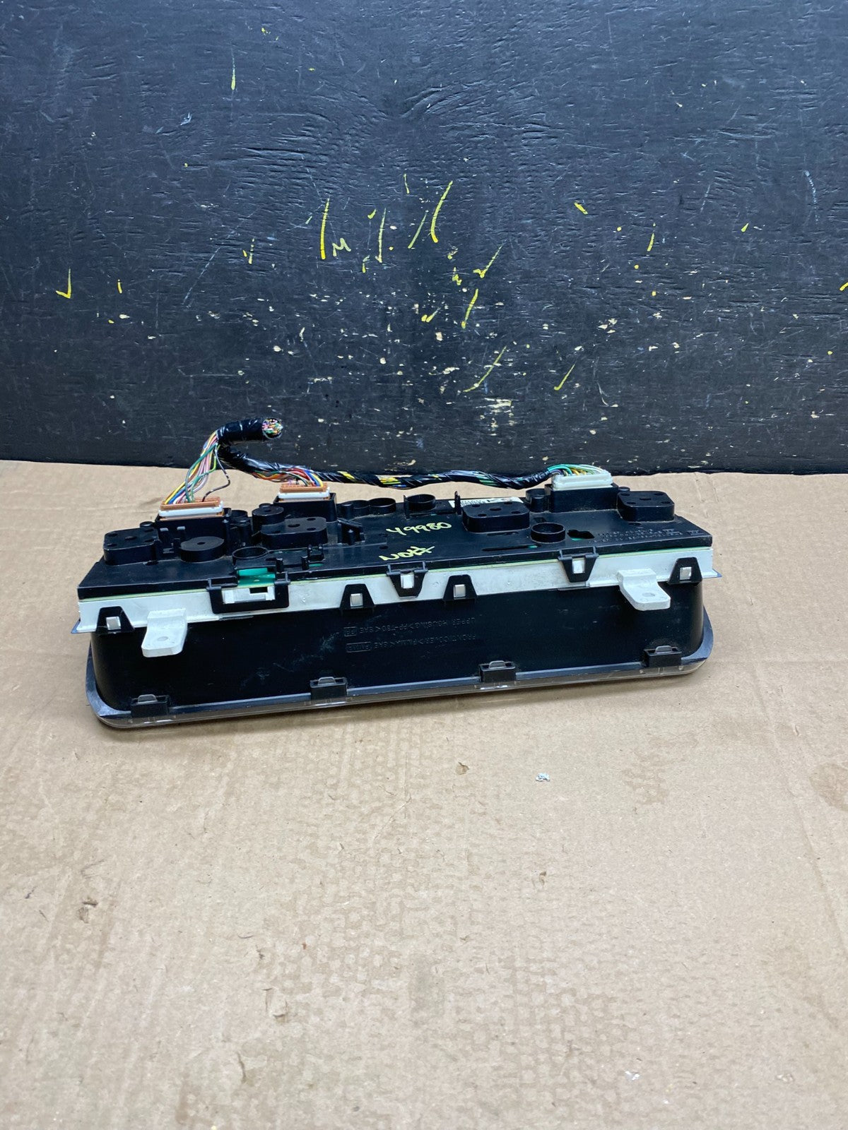 2001 to 2003 Nissan Pathfinder Speedometer Cluster Gauge OEM Y9980 PS4