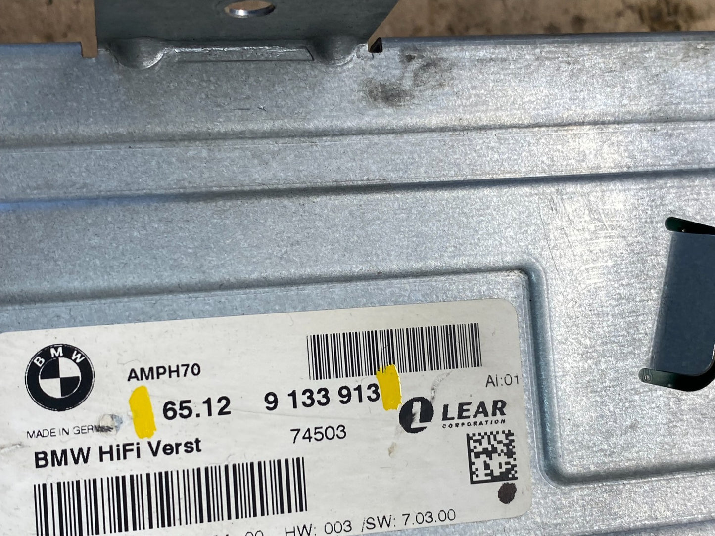 2007-2010 BMW X5 Top HiFi Lear Radio Audio Amplifier Amp OEM P7886 DG6