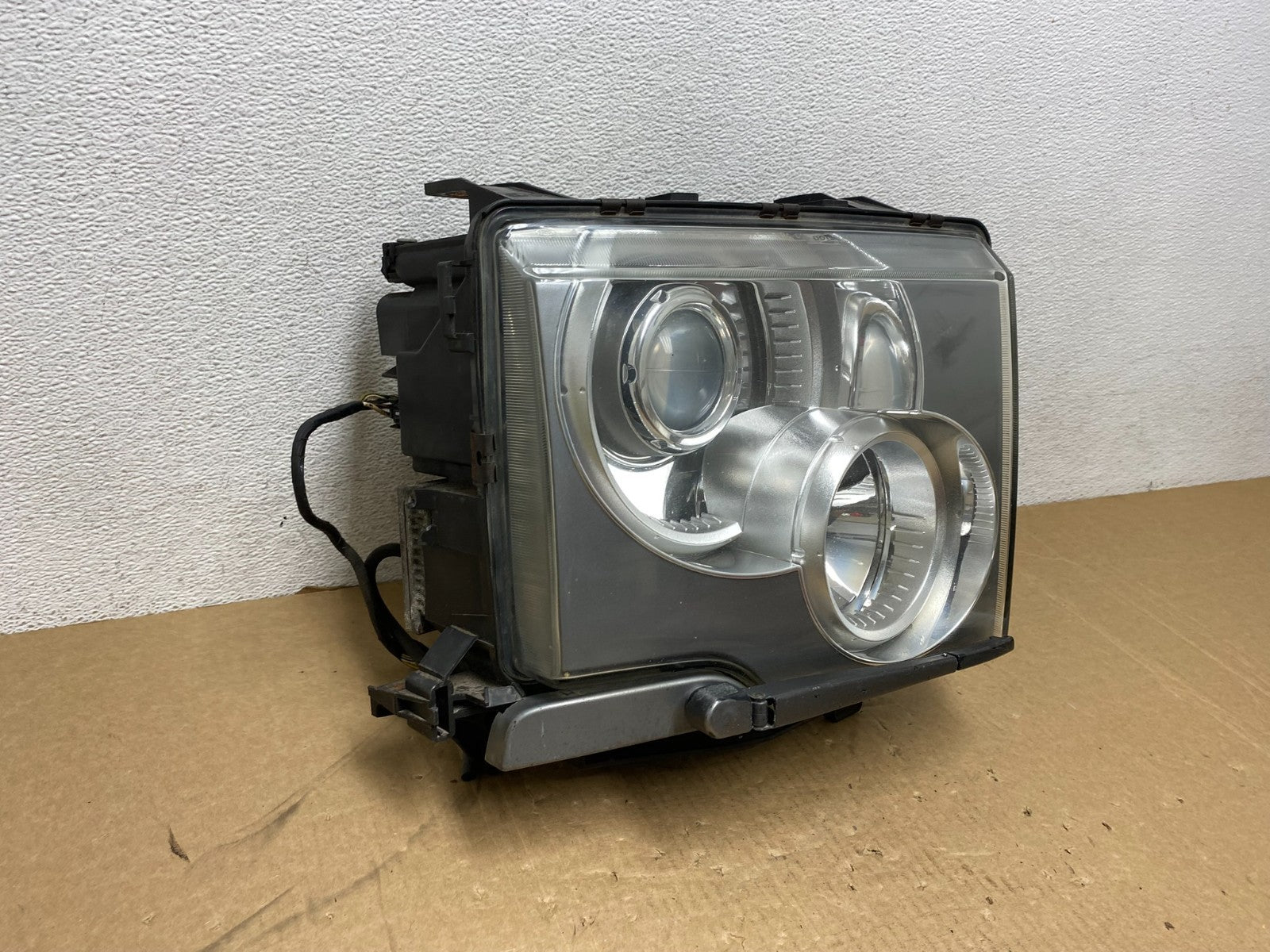 2003 - 2004 Land Rover Range Rover Right Passenger Headlight Xenon HID AF9982 DW2