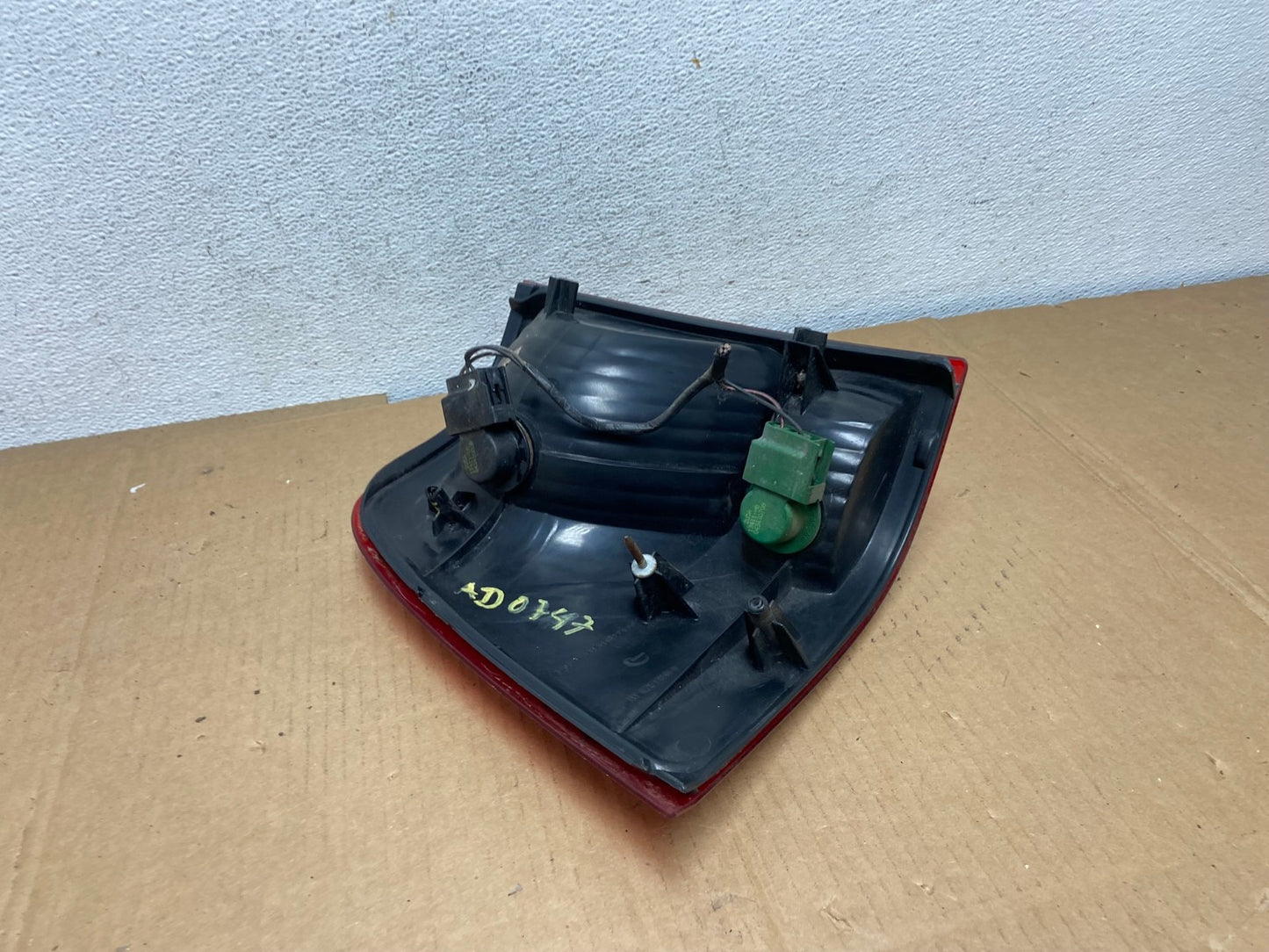2002 to 2005 Ford Explorer Right Passenger Rh Side Tail light AD0747 LK5