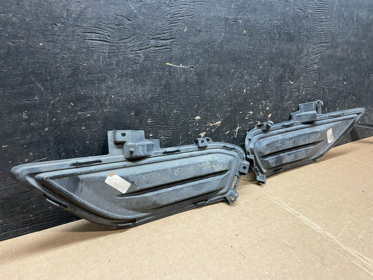 2013-2016 Ford Fusion Front Bumper Left+Right Bumper Cover Bezel Trim z5747 DG5