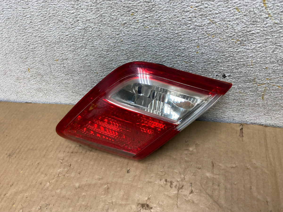 2007 2008 2009 Toyota Camry Right Passenger Rh Tail Light Inner AI8124 LK1